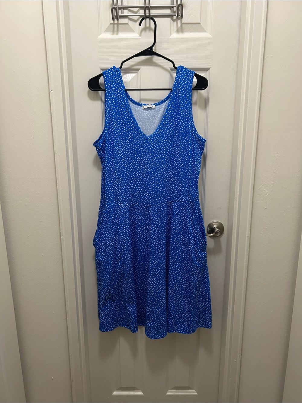Sleeveless V-Neck Mini Dress in Royal Blue